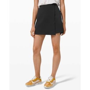 Lululemon Seek New Sites Skort Black Wraparound Cotton Linen Athletic Size 6